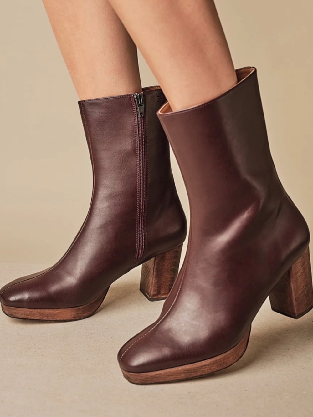 Bhava Claudia burgundy bootie